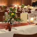 Der Festsaal festlich eingedeckt, Landgasthof "Zum Goldenen Kreuz"