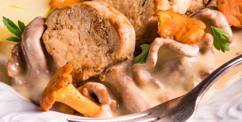 Die Kreuz Klassiker, Candle-Light-Dinner, Gaststätte, Gasthof, Restaurant, Biergarten, Zimmervermietung, Ferienwohnung, Landgasthof "Zum Goldenen Kreuz" Pfrungen